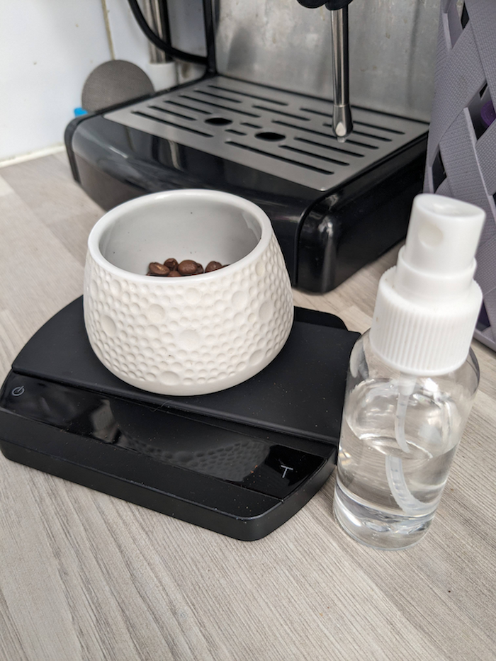 The Ross Droplet Technique (RDT): Eliminating Static Electricity in Your Coffee Grinder